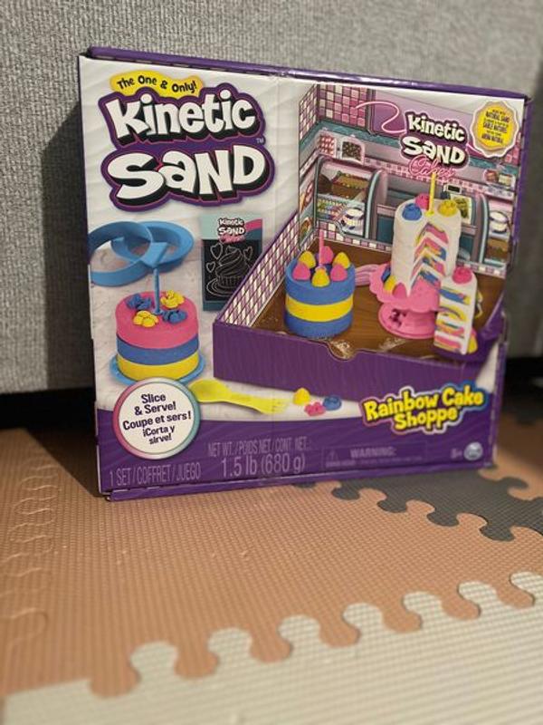 Spin Master - Kinetic Sand, Bake Shoppe Playset with 1lb of Kinetic Sa