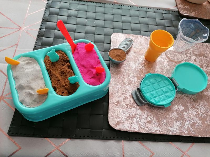  Kinetic Sand Scents, Ice Cream Treats Playset with 3