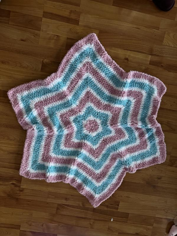 Bernat pipsqueak star blanket hot sale