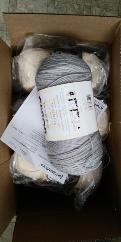 Caron One Pound Black Yarn - 2 Pack of 454g/16oz - Acrylic - 4 Medium  (Worsted) - 812 Yards 