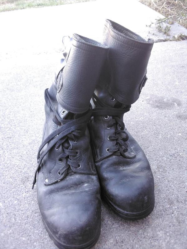 Czech hotsell m60 boots