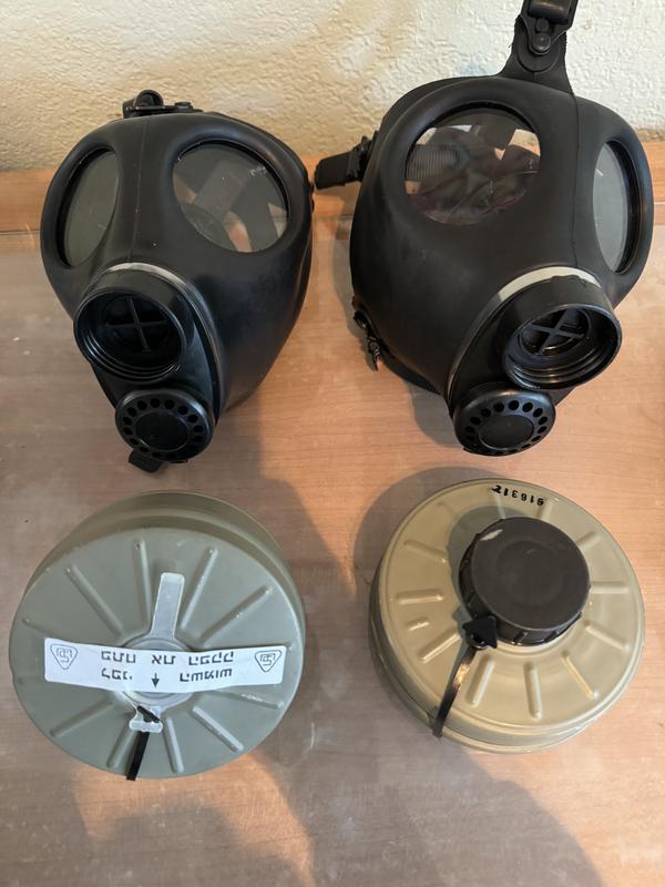 Israeli Military Surplus Adult Gas Mask, New - 61400, Gas Masks & Chemical  Suits at Sportsman's Guide