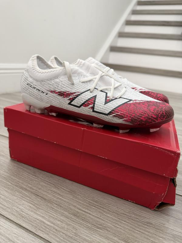 New Balance Furon v8 Team Bukayo Saka FG Junior Firm Ground Soccer