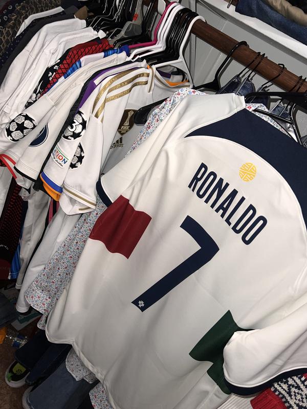 Nike Portugal Cristiano Ronaldo Away Jersey w/ World Cup 2022 Patches 22/23 (Sail/Obsidian) Size XXL