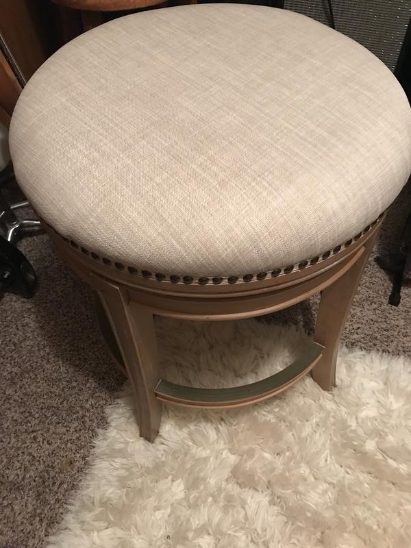 Backless swivel kitchen counter stool