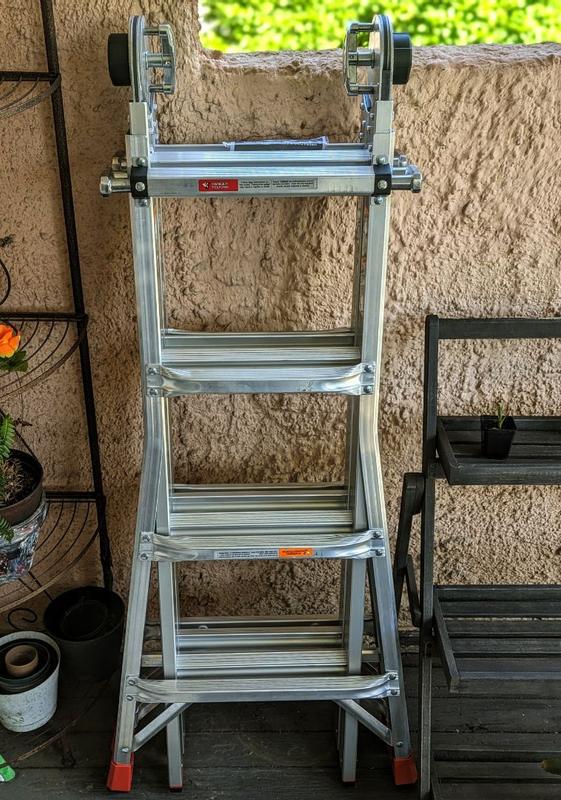 Customer carousel item 9.