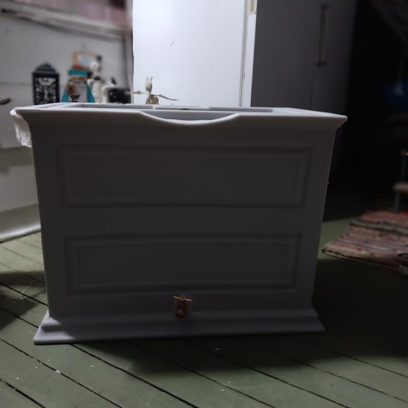 New rain barrel/ planter!!