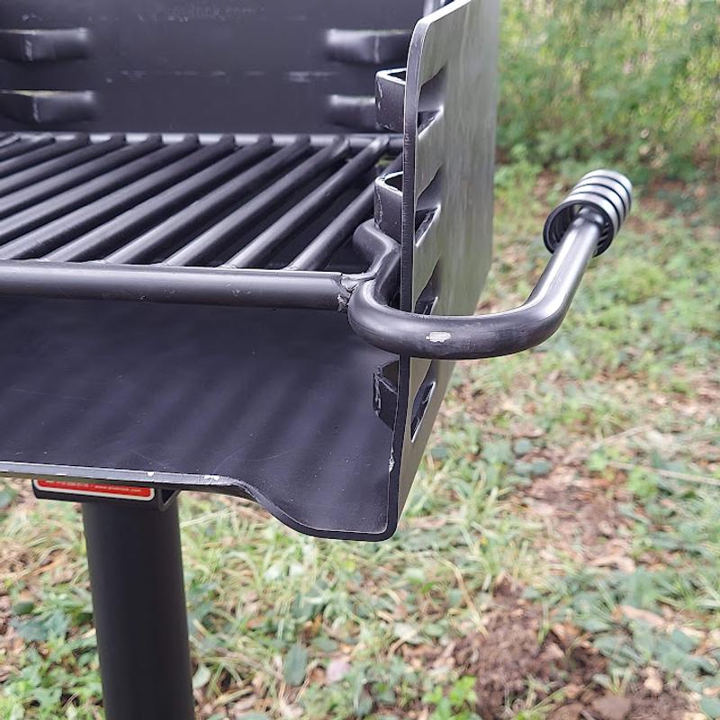 Welded handle - easy to adjust