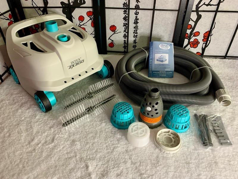 Intex 15.8-in Robotic Pool Vacuum 201803 at Lowes.com Intex 15.8-in Robotic Pool Vacuum 201803 at Lowes.com