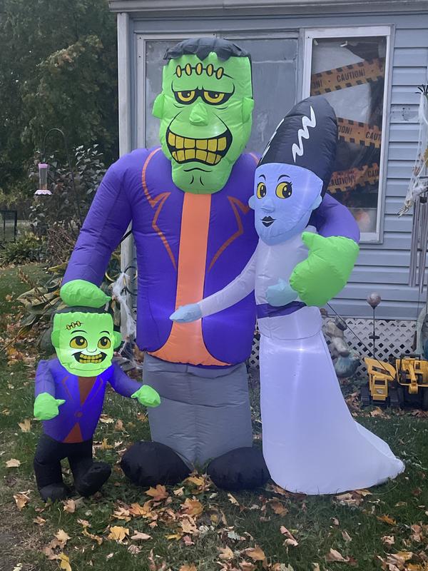 Airflowz 8-ft Pre-Lit Gray Reaper Inflatable for Indoor/Outdoor ...