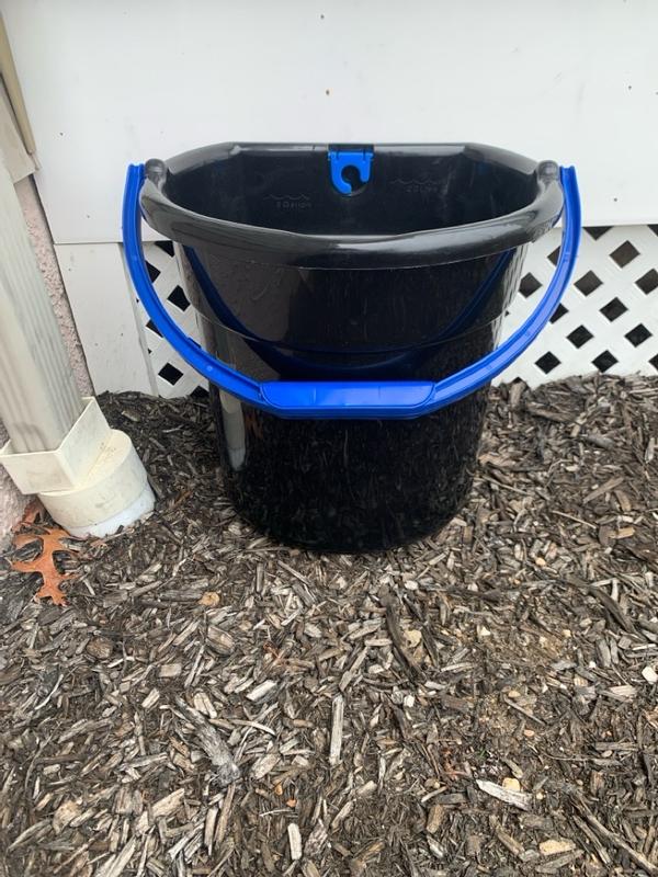 Gracious Living 5.8-Gallon Plastic Paint Bucket in the Buckets