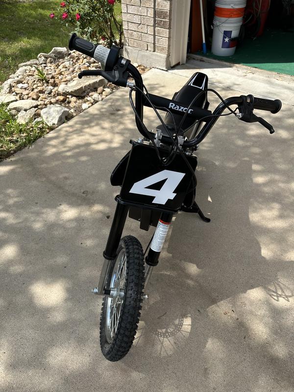 Razor 4 deals dirt bike