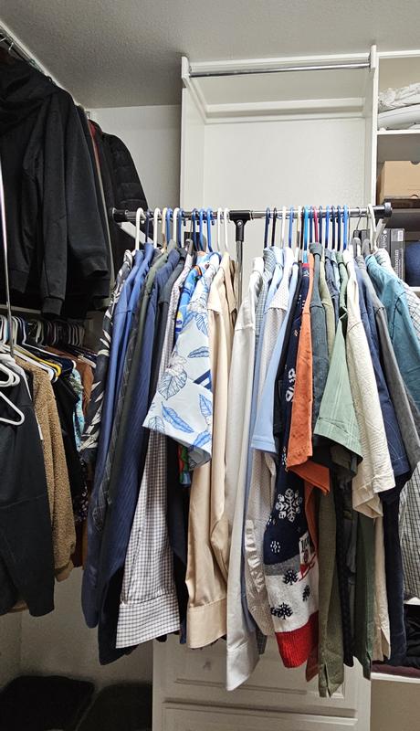 The lowered height easy to add or take out clothes