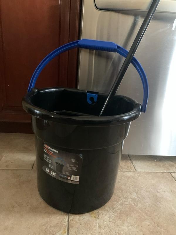 Gracious Living 3-Gallon (s) Plastic Paint Bucket in the Buckets department  at