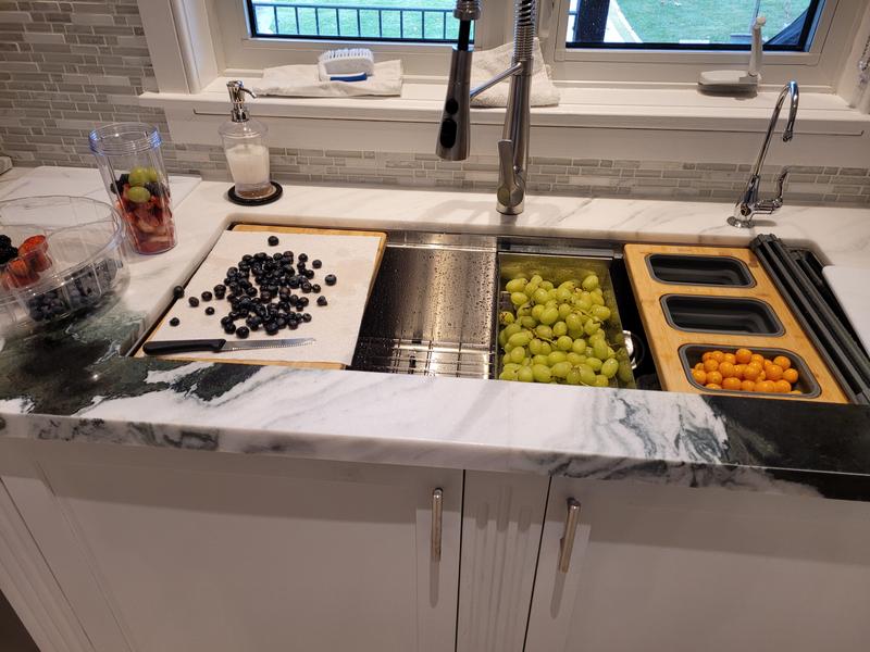 42'' VERSA42 S-642W | Stylish International Inc.