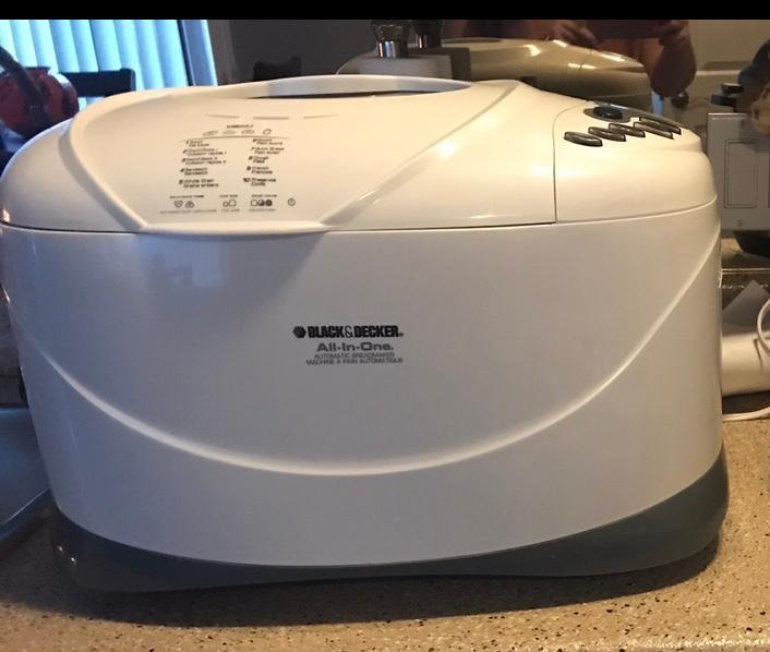 black and decker bread maker