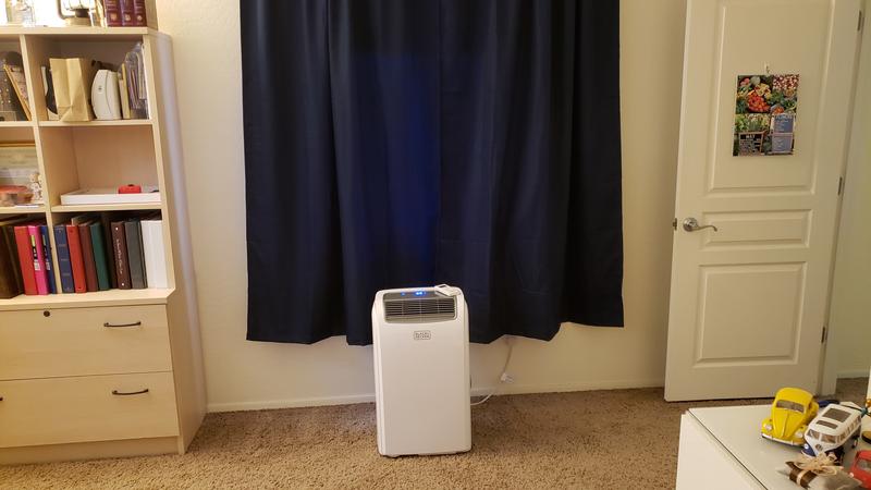 Sold at Auction: BLACK+DECKER BPACT08WT PORTABLE AIR CONDITIONER WITH  REMOTE CONTROL, 5,000 BTU DOE (8,000 BTU ASHRAE), COOLS UP TO 150 SQUARE  FEET, WHITE