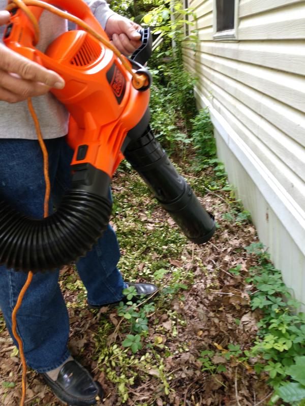 BLACK+DECKER BEBL7000 12 Amp 3in1 VACPACK™ Leaf Blower, Vacuum & Mulcher