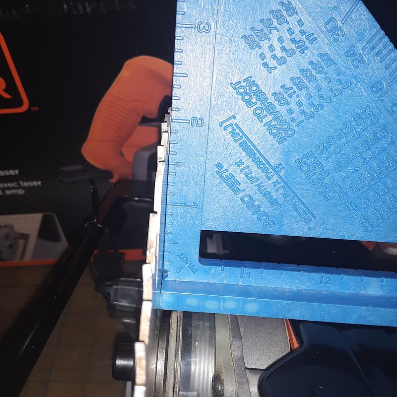 90 Degree Blade with Speed Square