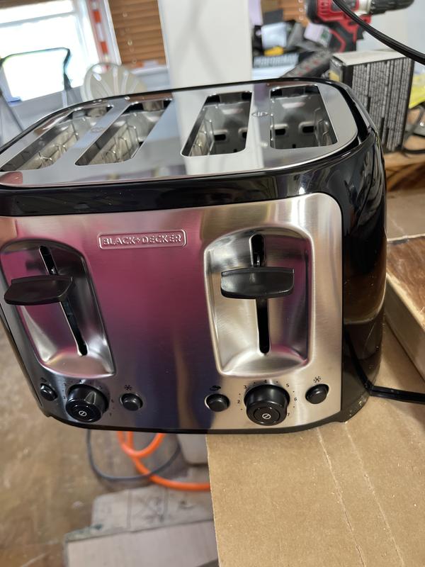 Dumb place for cord on toaster