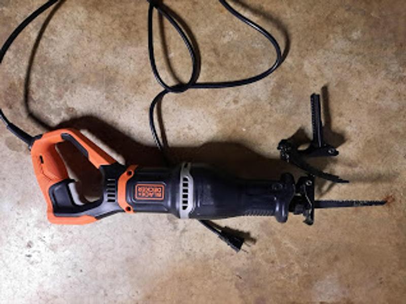 black and decker reciprocating saw - Beach Pawn Shop