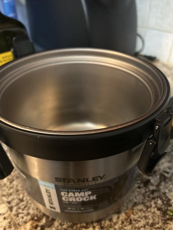 Adventure Stay Hot Camp Crock | 3qt | Stanley 1913 US