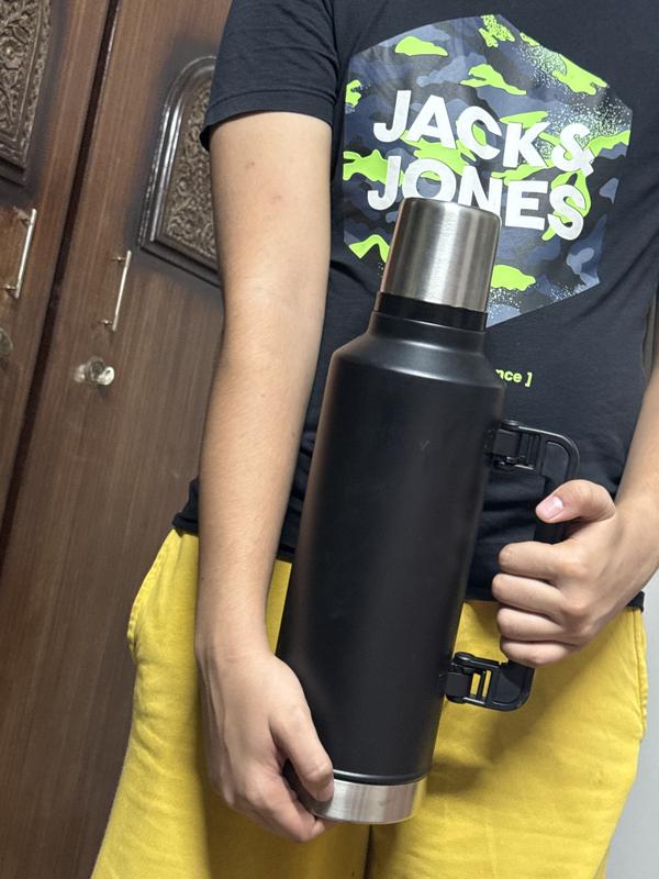 Stanley 2.5 qt. Classic Legendary Bottle | Dick's Sporting Goods
