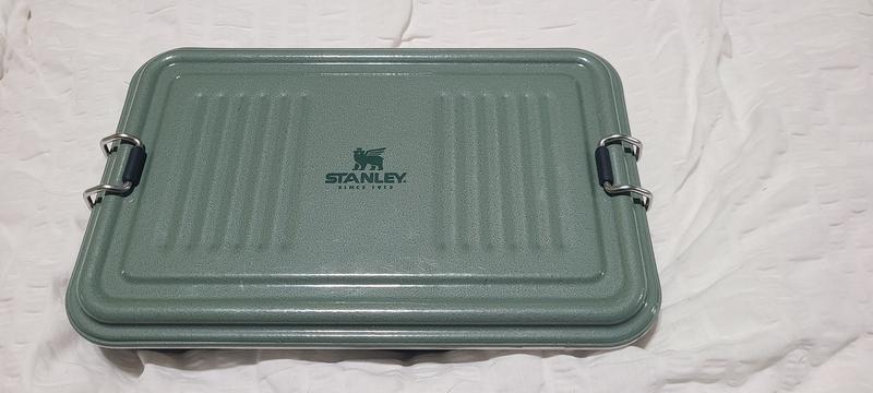The Stanley Classic: A Blast From the Lunch Box Past - GearHungry