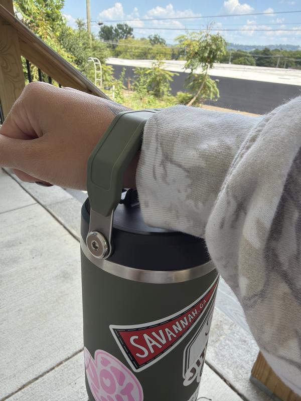 Customer photo for "Great Handle, Leakproof"