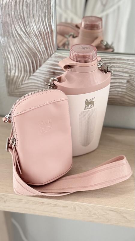 The Stanley Cross Bottle Essentials Case Max – Stanley 1913