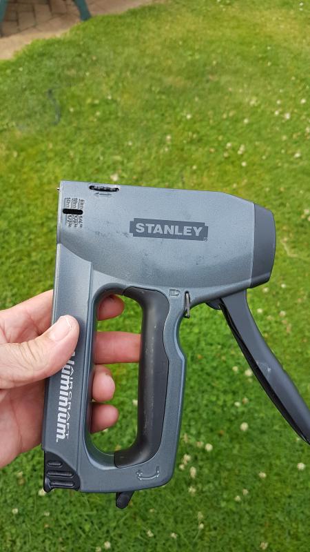 Tr250 deals staple gun