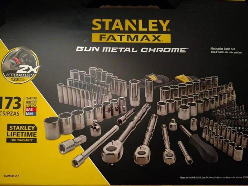 Front Cover Stanley FAT MAX Gun Metal Chrome 173 Piece Mechanics Tools Set