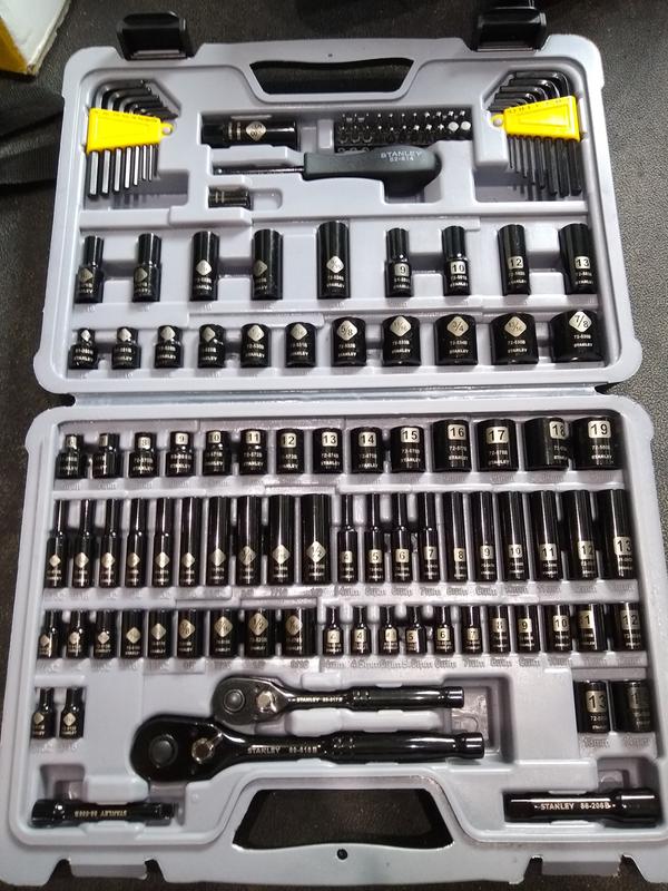 Stanley STMT72254 123-Piece Master Mechanics Black Chrome Socket Set 