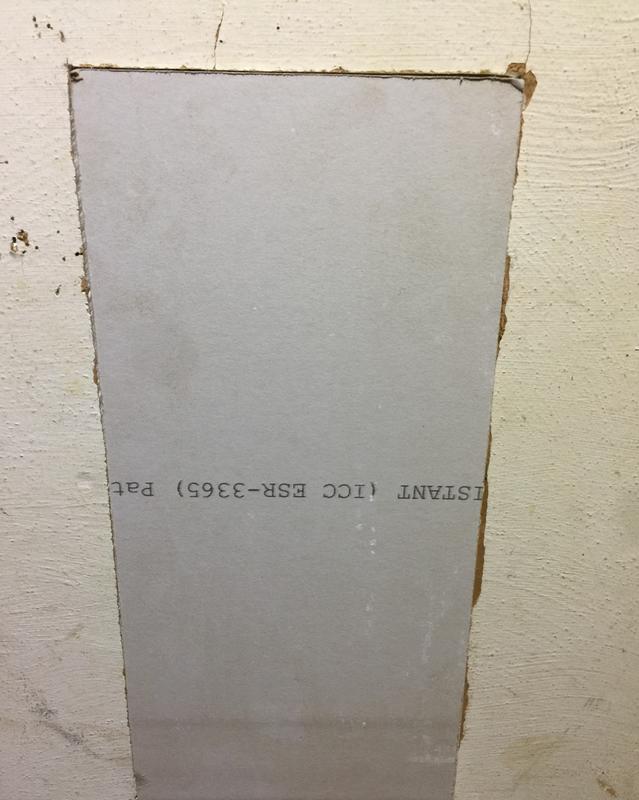 Really good fit for doing it quickly by hand, thanks to the Stanley FatMax 6” Jab Saw