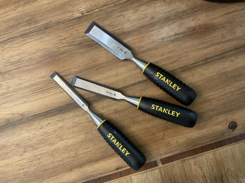 Stanley Wood Chisels- Set Of 3 - 1/2, 3/4, 1 - Sharp