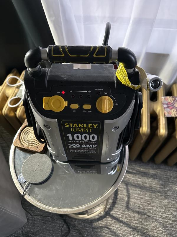 STANLEY J509 Portable Power Station Jump Starter 1000 Peak Amp Battery  Booster, USB Port, Battery Clamps