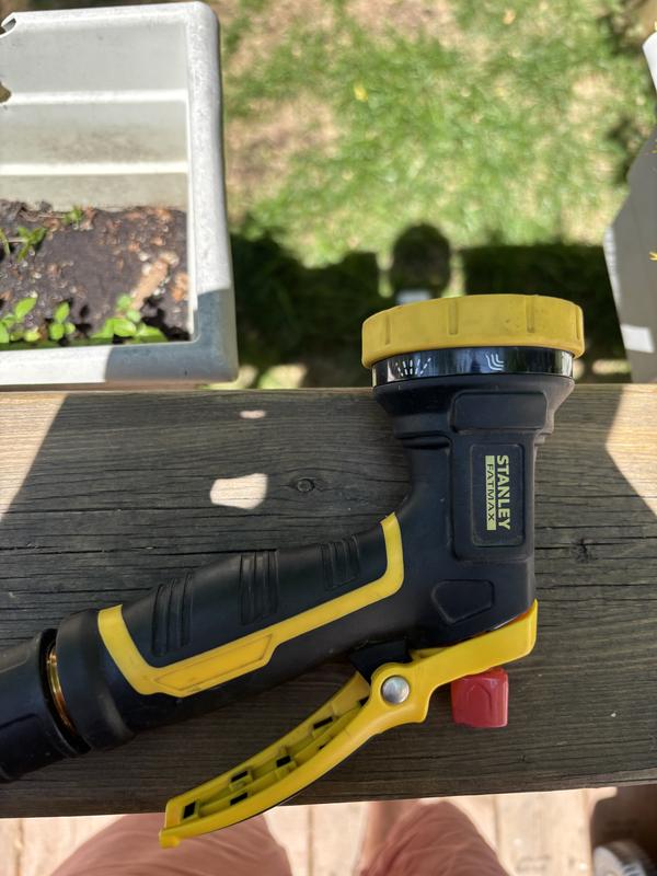 Heavy Duty 8-Pattern Rear Trigger Nozzle | STANLEY