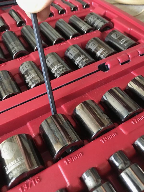 Gently Lever Socket Out