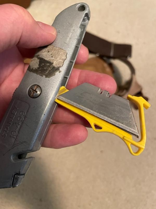 How to Change a Box Cutter Blade