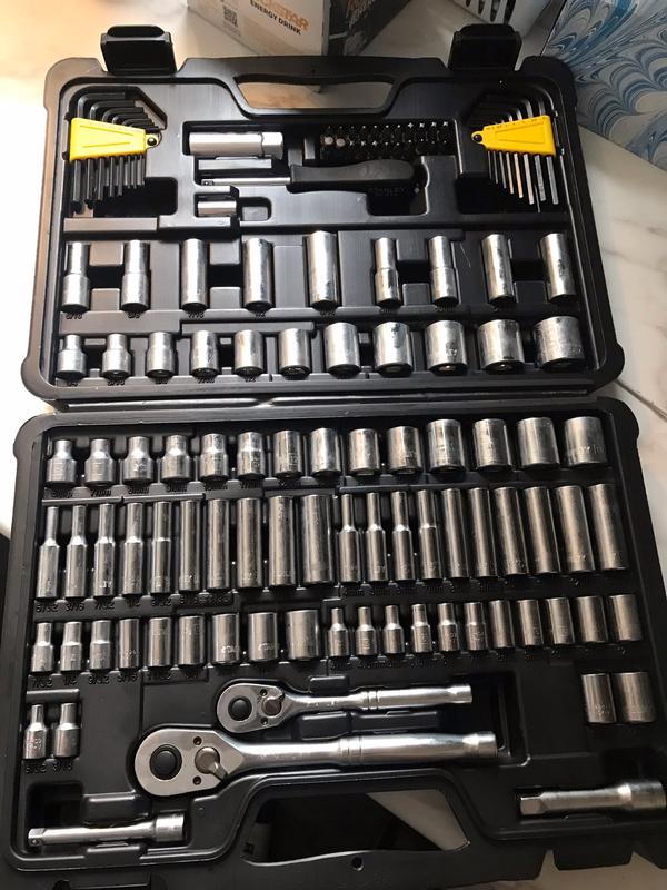123 pc 1/4 in & 3/8 in Drive Mechanic's Tool Set | STANLEY