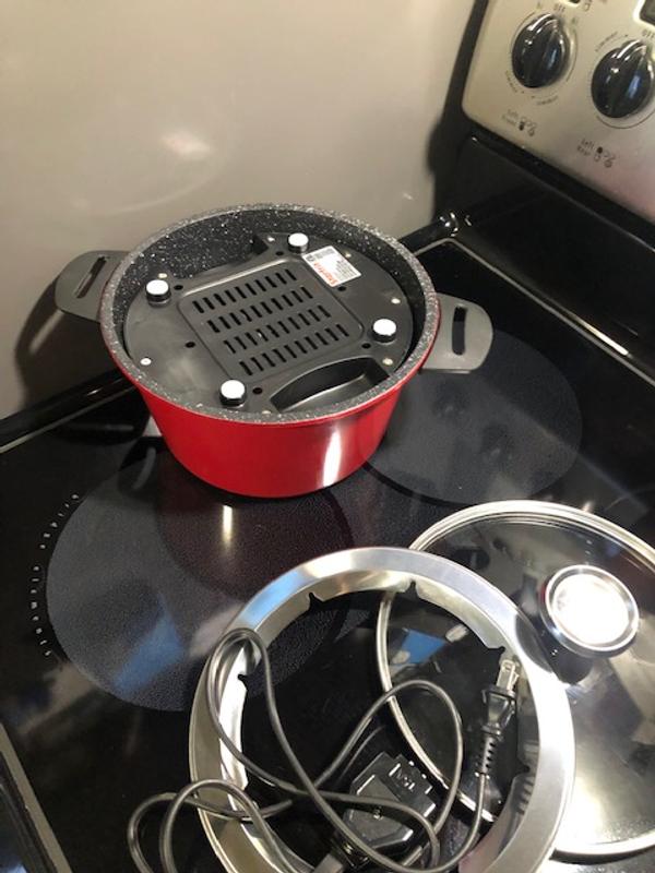 The heat base flips over for easy compact storage