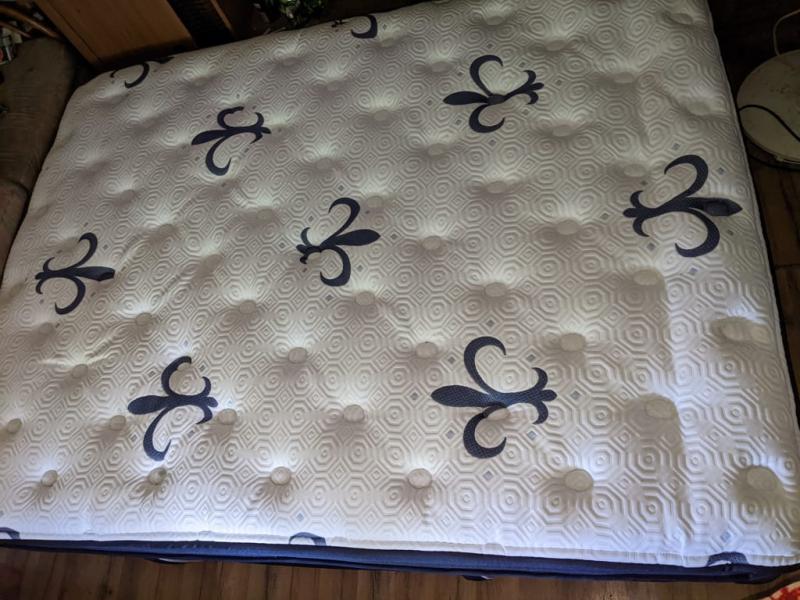Brand new mattress from sterns and foster