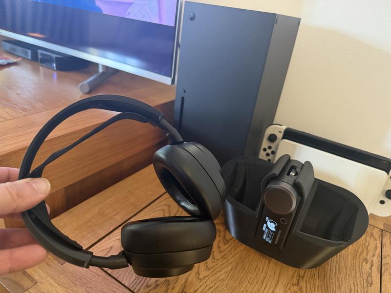 SteelSeries Arctis Nova Pro Wireless Wireless Gaming Headset for