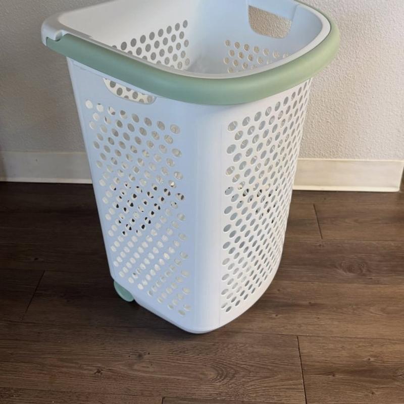 Photo from Wheeled Hamper