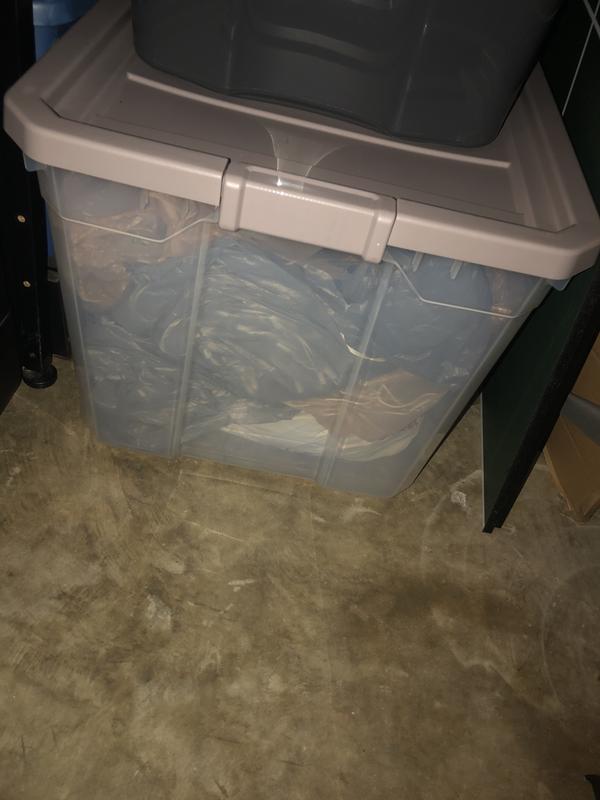 Sterilite 50 gallon storage bin with attached lid for Sale in Miami, FL