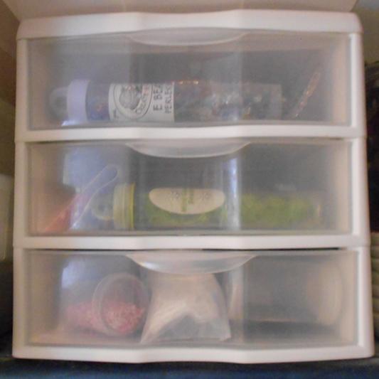 Great for holding my Seed bead Containers!