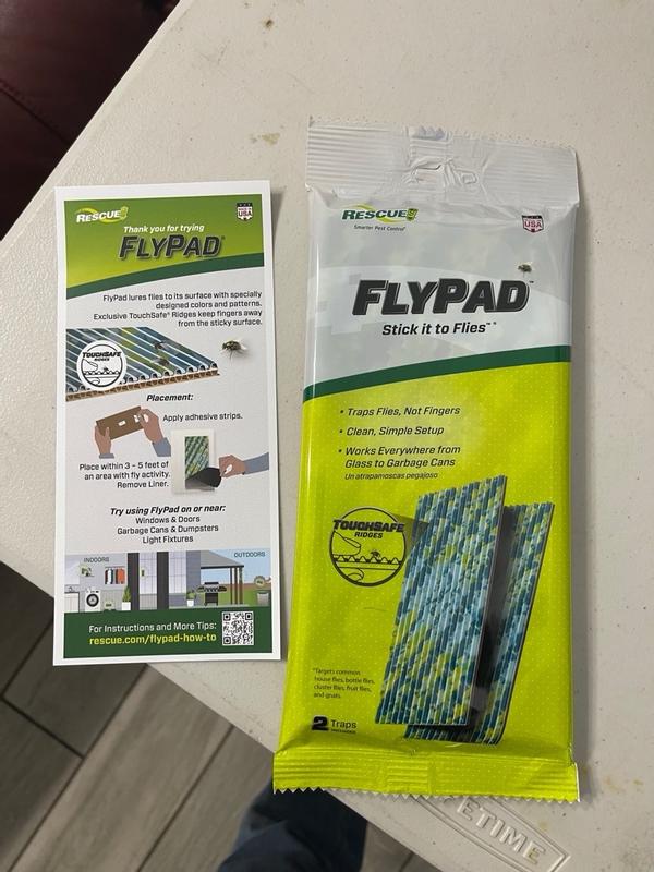 RESCUE! FlyPad for Flies Indoor/Outdoor Insect Trap (2-Pack) FP2-DB16 ...