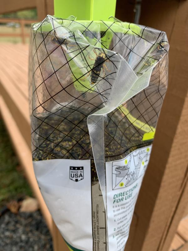 Have a question about RESCUE Outdoor Disposable Fly Trap? - Pg 1