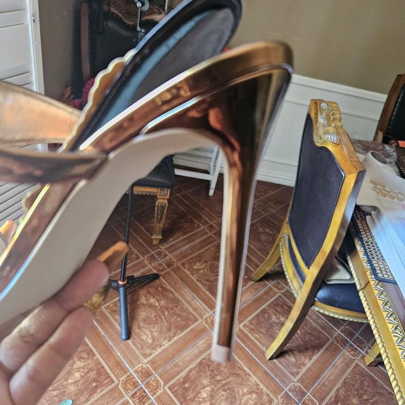 Customer photo for "Insole lifted!"