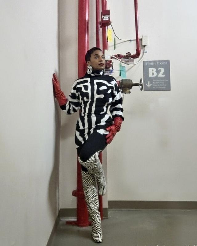 Review Thumbnail Image 1 373612456